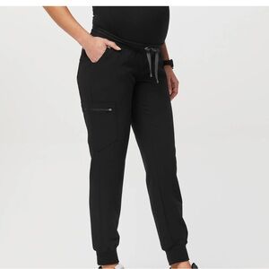 Figs Black Women's Zamora Jogger - MATERNITY PETITE LARGE